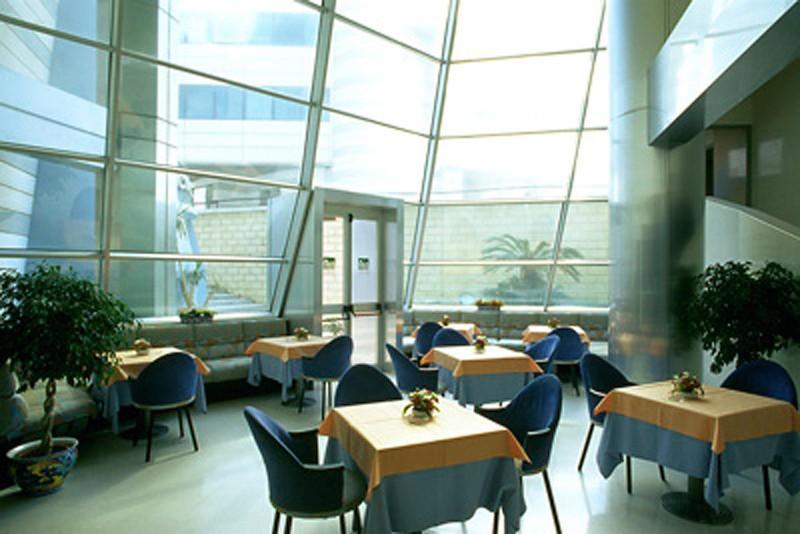 B&B Hotel Trapani Crystal Restaurante foto